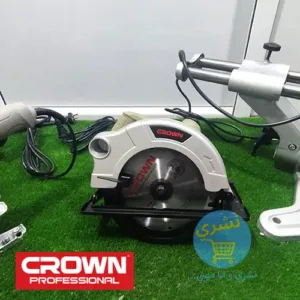 scie circulaire crown 1900w crown ct15077 avec logo Crown rouge d'origine sur un fond Vert