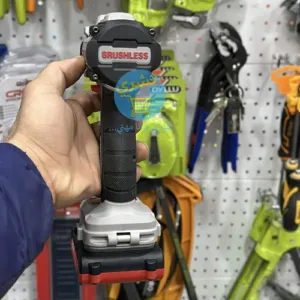 Tête de la visseuse Crown Brushless CT21145XMS-2 montrant la technologie sans charbons.