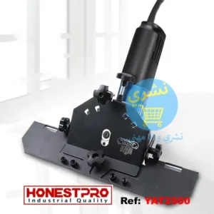 Support Coupe 45° pour Faïence HonestPro YAT2500 avec référence et caractéristique ainsi que le logo officielle du fabricant Honestpro et le logo du site Ecommerce distributeur de produit, Necheri (نشري) sur fond d'image claire d'un chambre